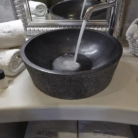 Elegant Santorini House 1 Bedroom Windswept House Amazing Caldera *